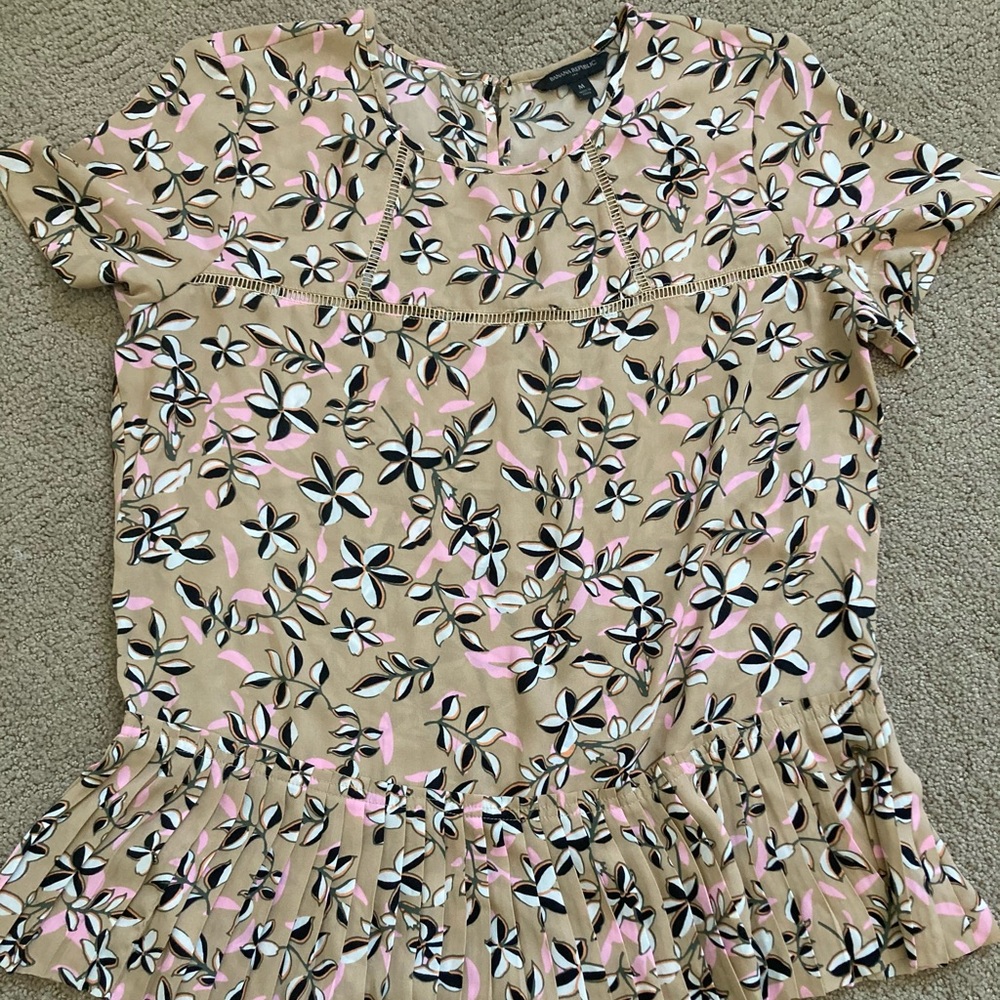 BANANA REPUBLIC top size M